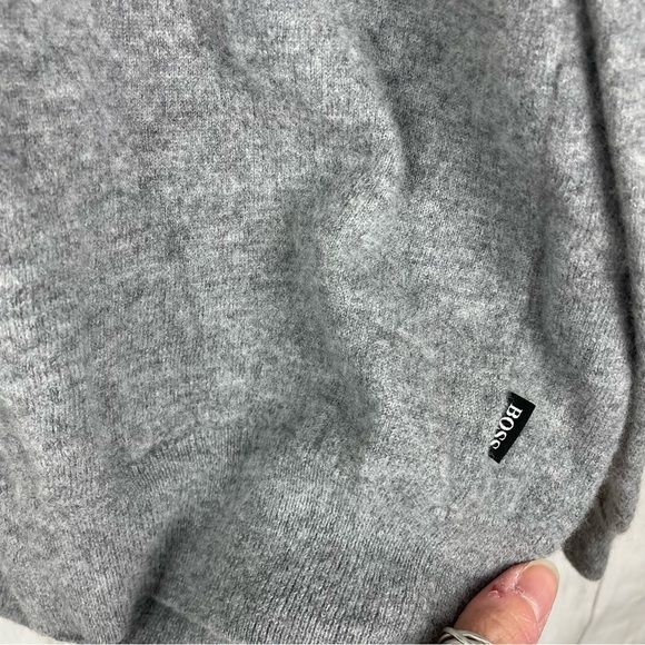 Hugo Boss gray merino wool sweater XL - Picture 3 of 7